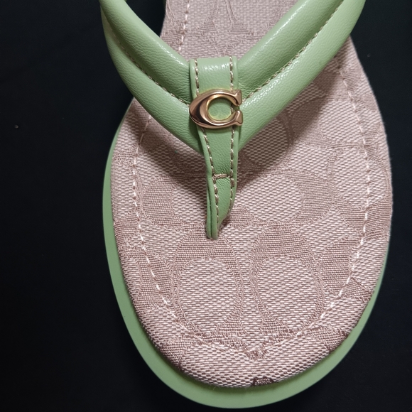 Coach platform Sandals. - Picture 4 of 5